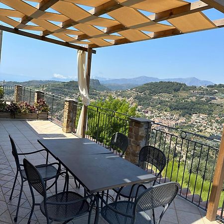 Agriturismo Ca Due Nonu Vallebona 外观 照片