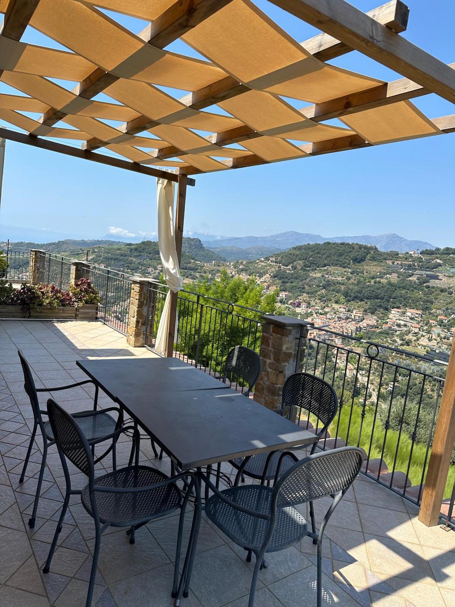 Agriturismo Ca Due Nonu Vallebona 外观 照片