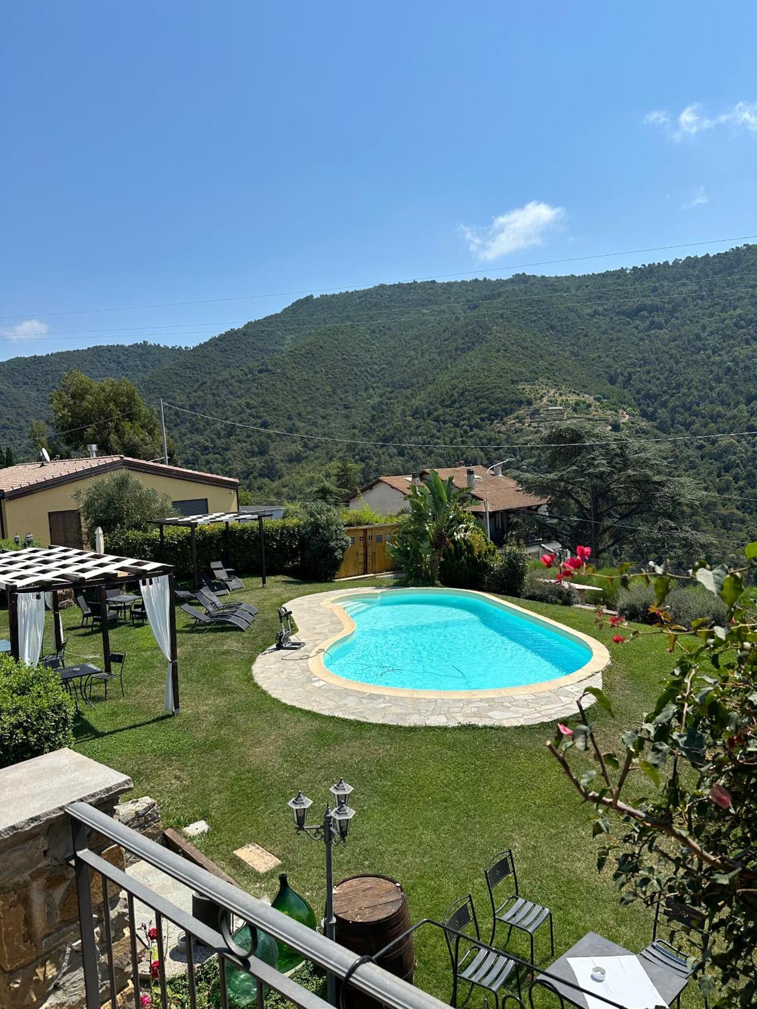 Agriturismo Ca Due Nonu Vallebona 外观 照片