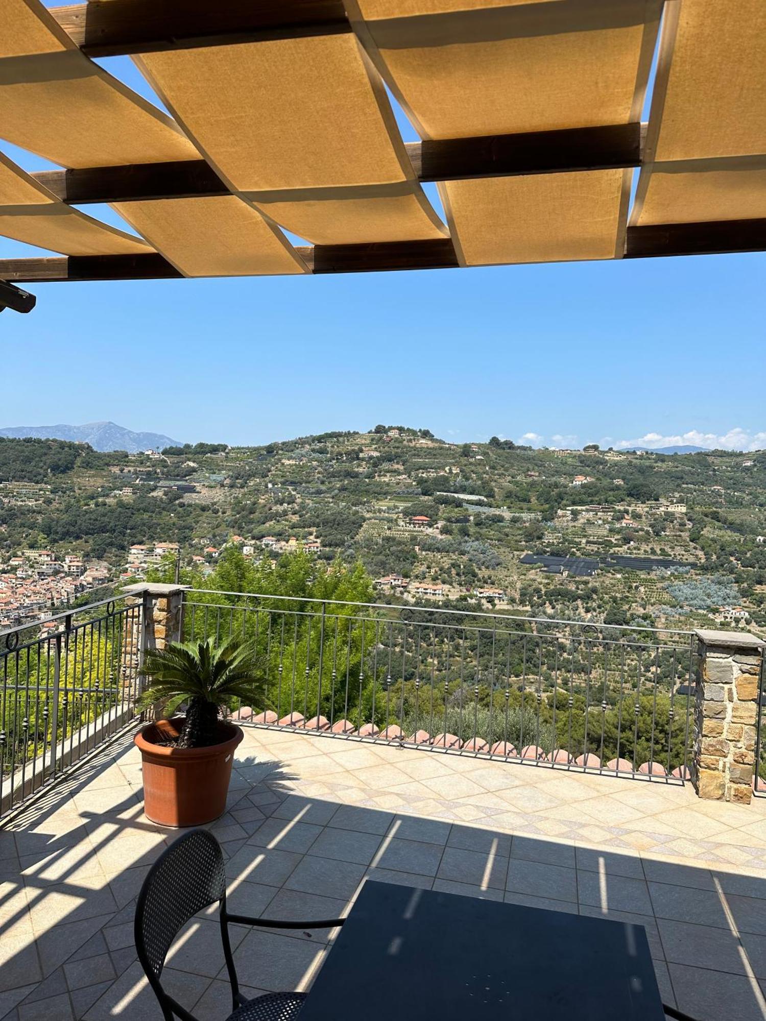 Agriturismo Ca Due Nonu Vallebona 外观 照片